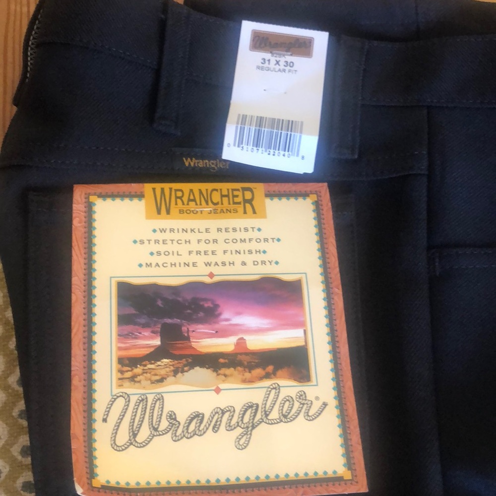 Mens dress Wrangler Wrancher Jeans color black